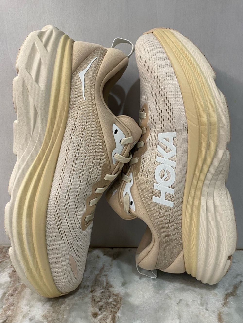 Hoka Bondi 8 Women's 9B Shifting Sand Eggnog Neutral Max Cushion - Picture 5 of 10
